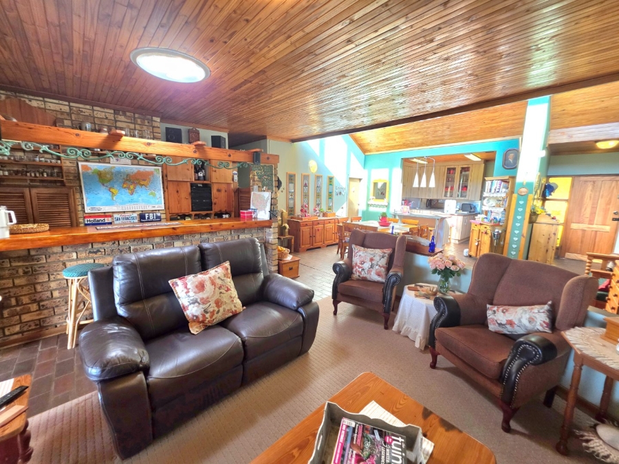 5 Bedroom Property for Sale in Panorama Free State